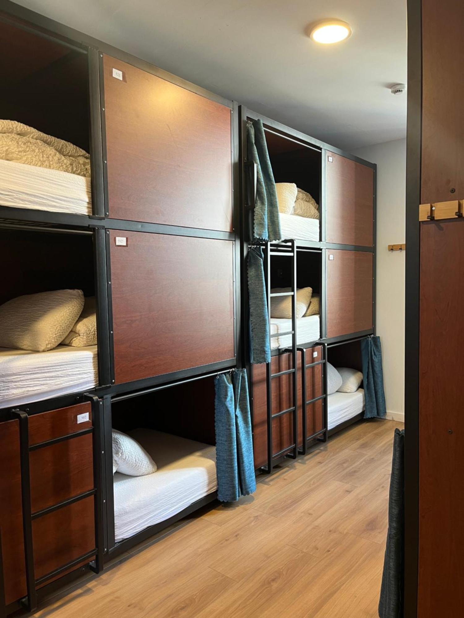 Hostel20 Бейонн Экстерьер фото